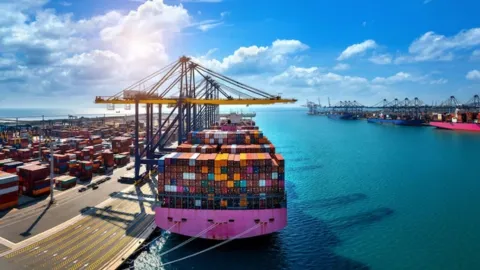 ocean-freight-01