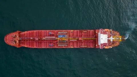 ocean-freight-02